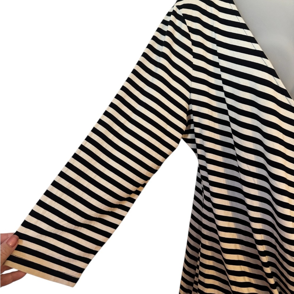 Banana Republic Black/Taupe mock Wrap Top XLARGE #V - Picture 4 of 7